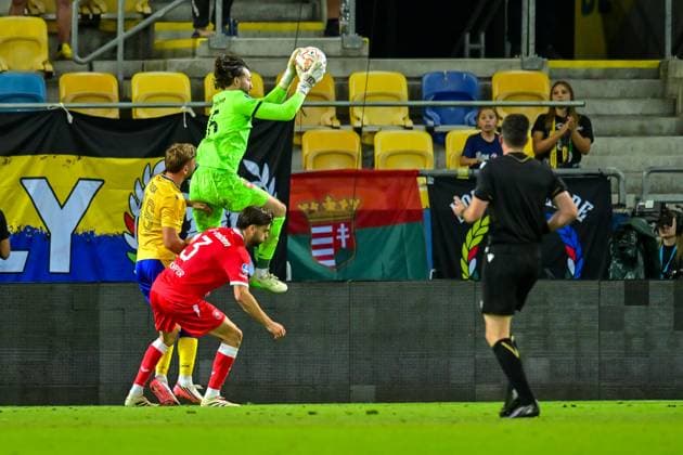 Dunajska Streda , 13Ã08-2026 , MOL Arena , season 2026 2027 , UEFA Conference League play-off football , match between FC DAC 1904 and FC Twente , picture shows FC Twente goalkeeper Joel Drommel DAC 1904 - Twente  x205681184x Copyright: