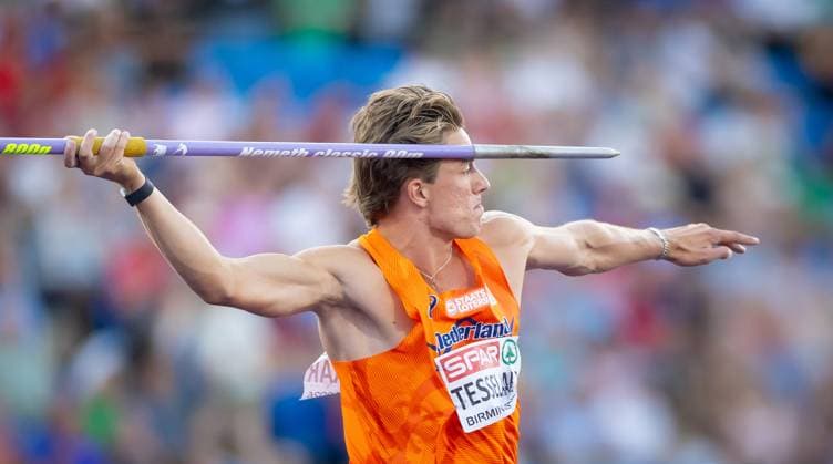 BIRMINGHAM - Jeff Tesselaar in action in the javelin throw of the decathlon during the fourth day of the European Athletics Championships. IRIS VAN DEN BROEK ANP xVIxANPxSportx xxANPxIVx 565405728 originalFilename: 565405728.jpg