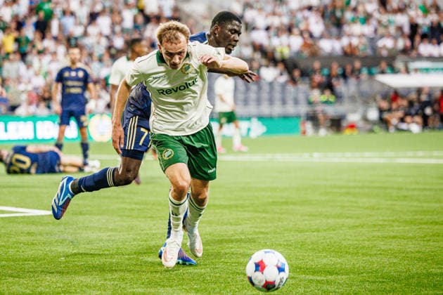 260813 Victor Lind of Hammarby and Debohi Dieudonne Gaucho of Rakow during the UEFA Conference League qualifying football match between Hammarby and Rakow on August 13, 2026 in Stockholm. Photo: Kenta Jönsson BILDBYRAN COP 210 KJ0361 fotboll football soccer fotball uefa conference league conference league hammarby rakow bbeng *** August 13, 2026: Victor Lind of Hammarby and Debohi Dieudonne Gaucho of Rakow during the UEFA Conference League qualifying soccer match between Hammarby and Rakow on August 13, 2026 in Stockholm. Photo by Kenta Jönsson, BILDBYRAN COP 210 KJ0361 soccer football fotball UEFA Conference League Conference League Hammarby Rakow bbeng  Copyright: KENTAxJÖNSSON BB260813KJ044