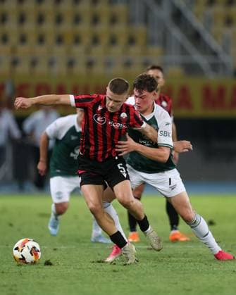 Drilon Islami of KF Shkendija and Owen Elding of Hibernian Shkendija v Hibernian, UEFA Conference League, 3rd Qualifying Round, Second Leg, Football, Nacionalna Arena Toe Proeski, Skopje, North Macedonia - 13 Aug 2026Skopje Nacionalna Arena Tose Proeski United Kingdom  Copyright: xNikolaxKrstic Shutterstockx 17069367al