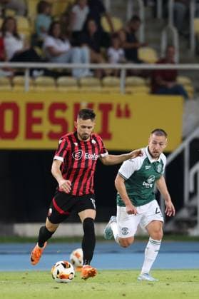 Almir Kryeziu of KF Shkendija and Felix Passlack of Hibernian Shkendija v Hibernian, UEFA Conference League, 3rd Qualifying Round, Second Leg, Football, Nacionalna Arena Toe Proeski, Skopje, North Macedonia - 13 Aug 2026Skopje Nacionalna Arena Tose Proeski United Kingdom  Copyright: xNikolaxKrstic Shutterstockx 17069367ao