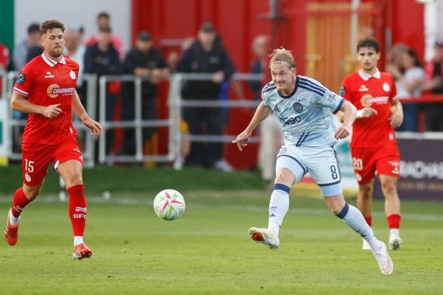 DUBLIN , 13-08-2026, Tolka Park Stadium , season 2026 2027 , UEFA Conference League play-off football . Match between Shelbourne FC and Ajax, Picture shows Ajax player Julian Brandt Shelbourne - Ajax  x205682483x Copyright: