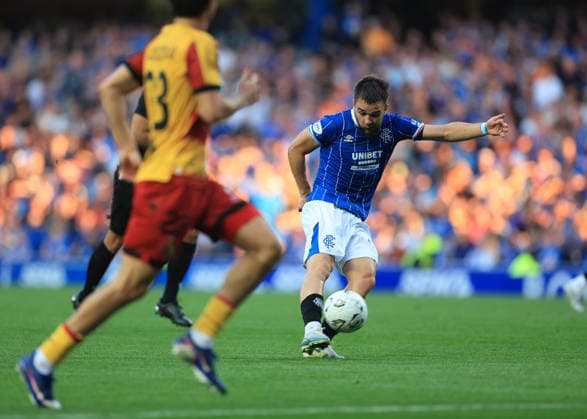 Rangers v Jagiellonia BiaÅ‚ystok UEFA Europa League Nicolas Raskin of Rangers shoots at goal during the UEFA Europa League Third Qualifying Round Second Leg match at Ibrox Stadium, Glasgow 13 08 2026 UK Newspapers OUT Copyright: xFredxPalmerx FIL-23767-0057