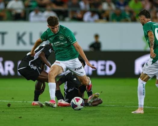 Diego Besio (31, FC St. Gallen 1879) Torschütze zum 4:1 für den FC St. Gallen Photo: Urs Ottiger  Copyright: xUrsxOttigerx Sportspressphoto_SPR205575