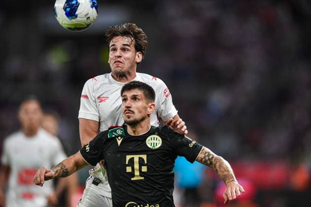 2026.08.13 Zabrze Pilka nozna Liga Europy UEFA Eliminacje 3 Rudna Kwalifikacji Ligi Europy Sezon 2026 2027 Gornik Zabrze - Ferencvaros N z Paulo Bernardo, Attila Osvath Foto Marcin Bulanda PressFocus 2026.08.13 Zabrze Football UEFA European League Qualifying Third Round Season 2026 2027 Gornik Zabrze - Ferencvaros Paulo Bernardo, Attila Osvath Credit: Marcin Bulanda PressFocus NEWSPIX.PL --- newspix.pl 