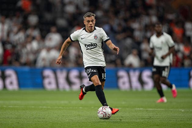Besiktas v Hradec Kralove - UEFA Europa League ISTANBUL, TURKIYE - AUGUST 13: Besiktas player Leandro Trossard (19) in action during the UEFA Europa League third qualifying round second-leg match between Besiktas and Hradec Kralove at Tupras Stadium in Istanbul, Turkiye on August 13, 2026. Celal Gunes Anadolu Istanbul Turkey. Editorial use only. Please get in touch for any other usage.  Copyright: x2026xAnadoluxCelalxGunesx