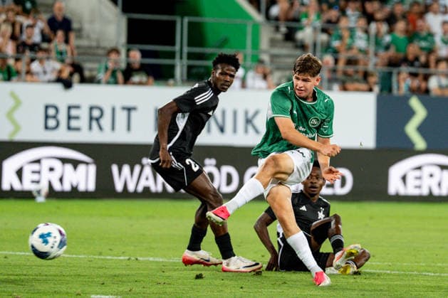 Fussball, UEFA Conference League Qualifikation: FC St. Gallen 1879 vs. FC Sheriff Tiraspol - Donnerstag, 13.08.2026 (Berit Sitterstadion, St. Gallen, Schweiz); Torjubel nach Tor von Diego Besio (31, FC St. Gallen) zum 4:1 für den FC St. Gallen 1879 *** Soccer, UEFA Conference League Qualifying Round: FC St. Gallen 1879 vs. FC Sheriff Tiraspol, Thursday, August 13, 2026, Berit Sitter Stadium, St. Gallen, Switzerland. Celebrations after Diego Besio’s goal in the 31st minute, FC St. Gallen leads 4–1 for FC St. Gallen 1879 Copyright: xValentinxDomgjonix