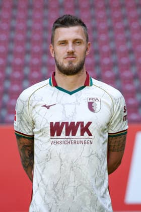 Jeffrey Gouweleeuw; FC Augsburg 1907 1. BL, Porträttermin 2026 2027, Spielerporträts Augsburg Bayern Deutschland *** Jeffrey Gouweleeuw, FC Augsburg 1907, Bundesliga 1, Photo Shoot 2026–2027, Player Portraits: Augsburg, Bavaria, Germany Copyright: ximago kolbert-press ChristianxKolbertx