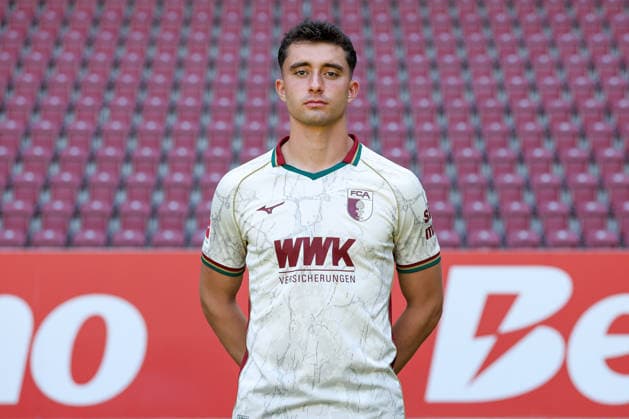 Thomas Kastanaras; FC Augsburg 1907 1. BL, Porträttermin 2026 2027, Spielerporträts Augsburg Bayern Deutschland *** Thomas Kastanaras, FC Augsburg 1907, Bundesliga 1, Photo Shoot 2026–2027, Player Portraits: Augsburg, Bavaria, Germany Copyright: ximago kolbert-press ChristianxKolbertx