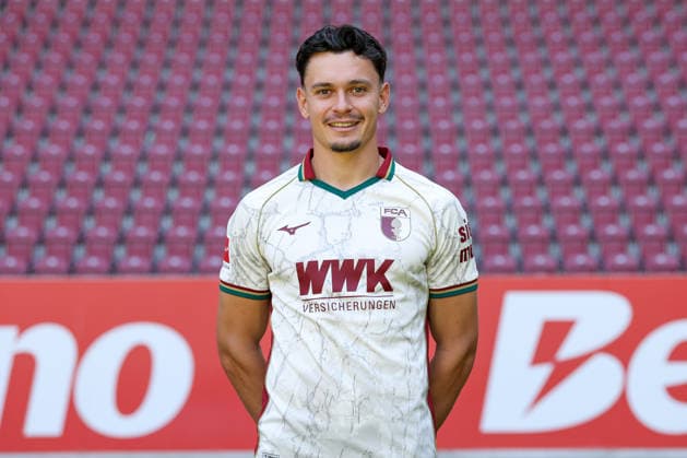 Fabian Rieder; FC Augsburg 1907 1. BL, Porträttermin 2026 2027, Spielerporträts Augsburg Bayern Deutschland *** Fabian Rieder, FC Augsburg 1907, Bundesliga 1, Photo Shoot 2026–2027, Player Profiles: Augsburg, Bavaria, Germany Copyright: ximago kolbert-press ChristianxKolbertx
