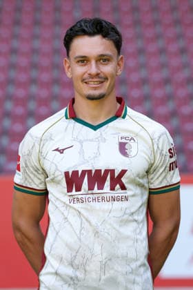 Fabian Rieder; FC Augsburg 1907 1. BL, Porträttermin 2026 2027, Spielerporträts Augsburg Bayern Deutschland *** Fabian Rieder, FC Augsburg 1907, Bundesliga 1, Photo Shoot 2026–2027, Player Profiles: Augsburg, Bavaria, Germany Copyright: ximago kolbert-press ChristianxKolbertx