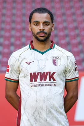 Alexis Claude-Maurice; FC Augsburg 1907 1. BL, Porträttermin 2026 2027, Spielerporträts Augsburg Bayern Deutschland *** Alexis Claude Maurice FC Augsburg 1907 1. Bundesliga, Photo Shoot 2026–2027, Player Portraits: Augsburg, Bavaria, Germany Copyright: ximago kolbert-press ChristianxKolbertx