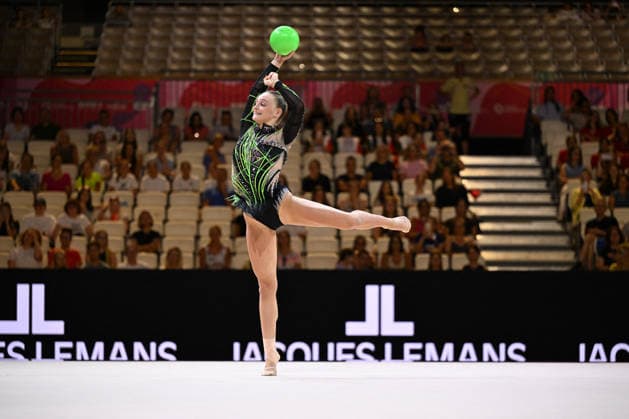 OTHER - Gymnastics - 42nd Rhythmic gymnastics, Rhythmische Sportgymnastik, RSG World Championships Photo by IPA ABACAPRESS.COM87454073 - Tara DRAGAS (ITA) performing her ball routine during the 42nd Rhythmic Gymnastics World Championships in Frankfurt am Main, Germany, on August 13, 2026 Frankfurt am Main Germany  Copyright: xIPAxSport ABACAx