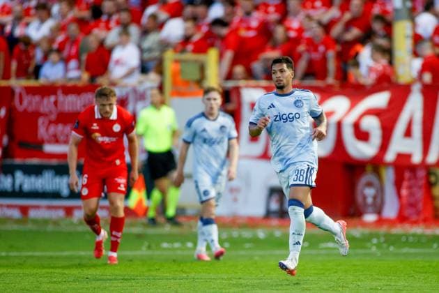 DUBLIN , 13-08-2026, Tolka Park Stadium , season 2026 2027 , UEFA Conference League play-off football . Match between Shelbourne FC and Ajax, Picture shows Ajax player Marcos Leonardo Shelbourne - Ajax  x205683094x Copyright: