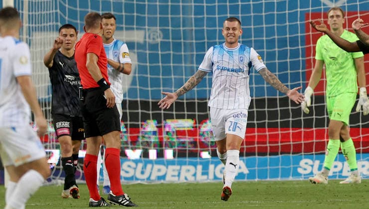 13.08.2026 Craiova(Romania) Universitaea Craiova UCraiova-KuPS Kuopio Uefa Europa League third qualifyng round men football Alexandru Cicaldau(C) Universitaea Craiova UCraiova greet penalty decision beside Valentin Gasc(L) KuPS :