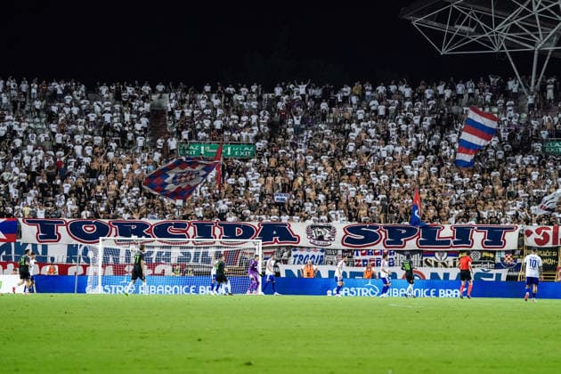 Fussball: Kroatien: UEFA Conference League Qualifikation 2026 2027 - 3. Runde, 13.08.2026 - HNK Hajduk Split (Kroatien) vs. FK Zalgiris Vilnius (Litauen) - Stadion Poljud (Split, Kroatien); Torcida Split Fans, Ultras *** Soccer Croatia UEFA Conference League Qualifiers 2026–2027, Round 3, August 13, 2026: HNK Hajduk Split (Croatia) vs. FK Žalgiris Vilnius (Lithuania) at Poljud Stadium, Split, Croatia; Torcida Split fans, Ultras Copyright: xLUKAxKOLANOVICx