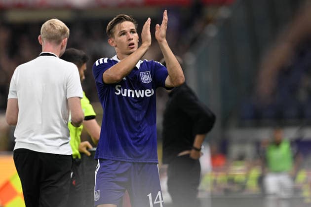 260813 RSC Anderlecht vs PAOK Danylo Sikan (14) of Anderlecht pictured pictured during the third qualifying round - 2nd leg in the 2026-2027 Uefa Europa League season between RSC Anderlecht and PAOK FC Saloniki from Greece on August 13 , 2026 in Anderlecht, Belgium. (Photo by David Catry Isosport) Anderlecht Belgium  Copyright: xDavidxCatryx 20260813DC2_4800