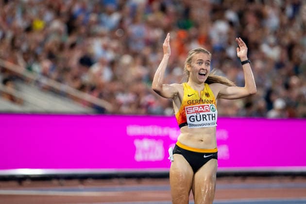 13.08.2026, GBR, Leichtathletik, Europameisterschaft 2026, Abendsession Tag 4, Birmingham Olivia Gürth ( Deutschland ) jubelt über Platz 3 und die Bronze Medaille, 3000 Meter Hindernislauf Damen, Finale Birmingham Alexander Stadium England Großbritannien *** August 13, 2026, GBR, Track and Field, 2026 European Championships, Evening Session, Day 4, Birmingham Olivia Gürth, Germany, celebrates her third-place finish and bronze medal in the women’s 3,000-meter steeplechase final at Alexander Stadium in Birmingham, England, United Kingdom Copyright: xNordphoto Memmlerx