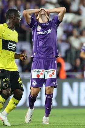 13.August.2026 - SOCCER - 2026 27 UEFA Conference League, Third Qualifying Round, 2nd Leg, FK Austria Wien vs Beitar Jerusalem Sanel Saljic (Austria Wien) shows disappointment during the match Vienna Franz-Horr-Stadion (Generali-Arena) Vienna Austria Copyright: xYigitxOermex xPsxImagesxYigitxOermex xPsxImagesx