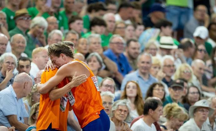BIRMINGHAM - Jeff Tesselaar after the 1500 meter decathlon on the fourth day of the European Athletics Championships. IRIS VAN DEN BROEK ANP xVIxANPxSportx xxANPxIVx 565412192 originalFilename: 565412192.jpg