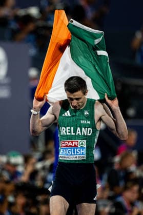260813 Mark English of Ireland celebrates after men s 800 meter during day 4 of the 2026 European Athletics Championships on August 13, 2026 in Birmingham. Photo: Mathias Bergeld BILDBYRAN kod MB MT1068 friidrott athletics friidrett friidrotts-em em friidretts-em 2026 european athletics championships 4 bbeng *** August 13, 2026: Mark English of Ireland celebrates after the men’s 800-meter race on Day 4 of the 2026 European Athletics Championships on August 13, 2026 in Birmingham. Photo by Mathias Bergeld. BILDBYRAN code MB MT1068. track and field, athletics, friidrett, friidrotts EM, 2026 European Athletics Championships, 4 BBENG  Copyright: MATHIASxBERGELD BB260813MB153