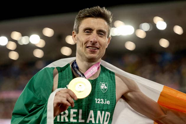 2026 European Athletics Championships, Alexander Stadium, Birmingham, England 13 8 2026 Men™s 800m Final Ireland™s Mark English celebrates with his gold medal Mark English celebrates with his gold medal 13 8 2026  Copyright: xx 0S9A2769