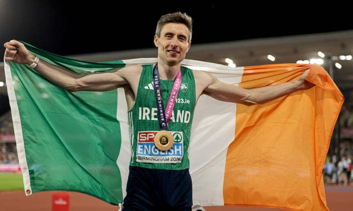 2026 European Athletics Championships, Alexander Stadium, Birmingham, England 13 8 2026 Men™s 800m Final Ireland™s Mark English celebrates with his gold medal Mark English celebrates with his gold medal 13 8 2026  Copyright: xx 0S9A2771