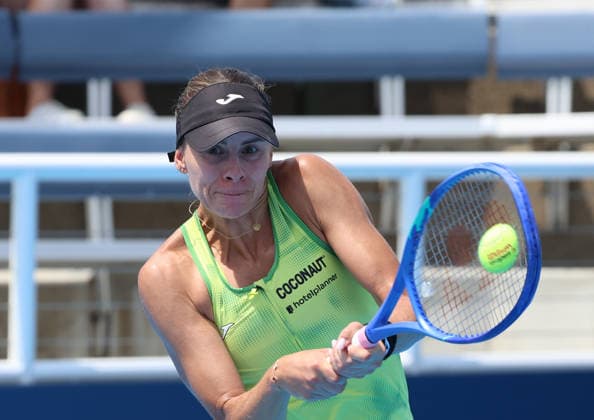 August 13, 2026, Mason, Ohio, USA: MAGDA LINETTE of Poland during the match against G. Ruse of Romania in the first round of tennis tournament WTA, Tennis Damen 1000 Cincinnati Open in Mason, USA. Linette lost 0:6, 3:6. Tennis: Cincinnati Open - Magda Linette 0:6, 3:6 Elena Gabriela Ruse  - ZUMAc278 20260813_zsp_c278_012 Copyright: xMarcinxCholewinskix