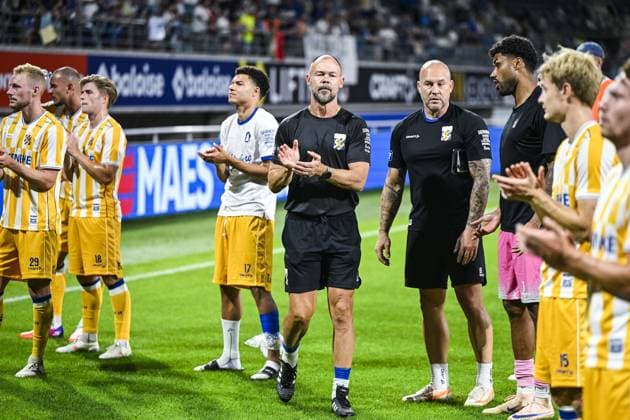 IFK Goteborg s head coach Stefan Billborn looks dejected after losing a game between Belgian KAA Gent and Swedish IFK Goteborg , in Gent, Belgium, on Thursday 13 August 2026, a return leg game in the third qualifying round of the UEFA Conference League competition. Gent won 0-1 the first leg. TOM GOYVAERTS TomxGoyvaerts  x183322607x