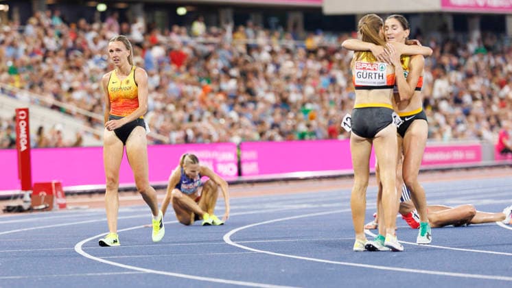 BIRMINGHAM, GREAT BRITAIN - AUGUST 13, 2026: Gesa Felicitas KRAUSE (GER Germany) wins Gold in the 3000m steeple chase, Olivia GÜRTH (GER Germany) Bronze, in the left Lea MEYER (GER Germany) during the European Athletics Championships at Alexander Stadium on August 13, 2026 in Birmingham, Great Britain. Great Britain Copyright: xAxelxKohringx