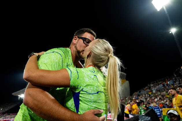 260813 Kristjan Ceh of Slovenia celebrates together with his wife after the men s discus throw final during day 4 of the 2026 European Athletics Championships on August 13, 2026 in Birmingham. Photo: Mathias Bergeld BILDBYRAN kod MB MT1068 friidrott athletics friidrett friidrotts-em em friidretts-em 2026 european athletics championships 4 bbeng *** August 13, 2026: Kristjan Ceh of Slovenia celebrates with his wife after the men’s discus throw final on Day 4 of the 2026 European Athletics Championships on August 13, 2026 in Birmingham. Photo by Mathias Bergeld. BILDBYRAN code MB MT1068. track and field, athletics, friidrett, friidrotts EM, 2026 European Athletics Championships, 4 BBENG  Copyright: MATHIASxBERGELD BB260813MB160