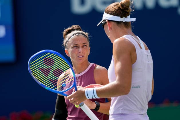 National Bank Open 2026 - Women’s Doubles Final TORONTO, CANADA - AUGUST 13 : Sara Errani of Italy and Nicole Melichar-Martinez of the United States against Katerina Siniakova of Czech Republic and Shuai Zhang of China in women’s doubles final round match during day 13 of WTA, Tennis Damen 1000 National Bank Open in Toronto, Ontario, Canada on August 13, 2026. Mert Alper Dervis Anadolu Ontario Canada. Editorial use only. Please get in touch for any other usage.  Copyright: x2026xAnadoluxMertxAlperxDervisx
