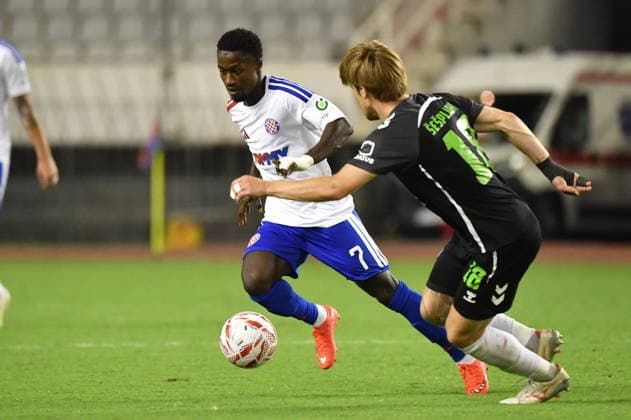 Croatia, Split, 130826. Poljud Stadium. Second match of the 3rd qualifying round of the Conference Ligue, Hajduk - Zalgiris. In the photo: Abdoulie Sanyang Bamba, Deividas Sesplaukis. Photo: Josko Ponos CROPIX Split CROATIA Copyright: xxJoskoxPonosx hajduk_zalgiris144-130826