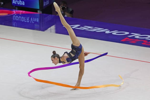 Deutsche Rhythmische Sportgymnastin und Titelverteidigerin Darja Varfolomeev (GER) bei Ihrem Heimspiel in der Mehrkampfqualifikation bei der Bandübung, Band , Weltmeisterschaften der Rhythmischen Sportgymnastik Frankfurt, 42nd Rhythmic gymnastics, Rhythmische Sportgymnastik, RSG World Championships, Frankfurt am Main (GER), 12. - 16. AUGUST 2026, Individual Qualifications, Turnen, Rhythmische Sportgymnastik, 13.08.2026, Frankfurt Festhalle Deutschland *** German rhythmic gymnast and defending champion Darja Varfolomeev (GER) during her home performance in the all-around qualification round for the ribbon routine, ribbon, Rhythmic Gymnastics World Championships in Frankfurt, 42nd Rhythmic Gymnastics World Championships, Frankfurt am Main, GER, August 12–16, 2026, Individual Qualifications, Gymnastics, Rhythmic Gymnastics, August 13, 2026, Frankfurt Festhalle, Germany