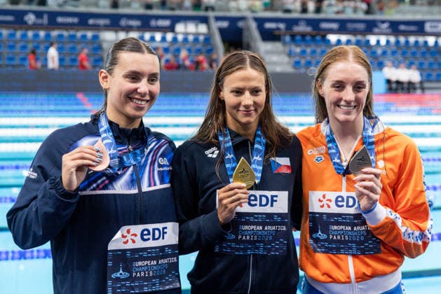 European Aquatics Championships Swimming Day 4 Freya Colbert, Barbora Seemanova, Marrit Steenbergen during European Aquatics Championships Swimming Day 4 in Paris, France, on August 13, 2026 Paris France  Copyright: xFotoxOlimpikx originalFilename:jastrzebowski-european260813_npX6D.jpg