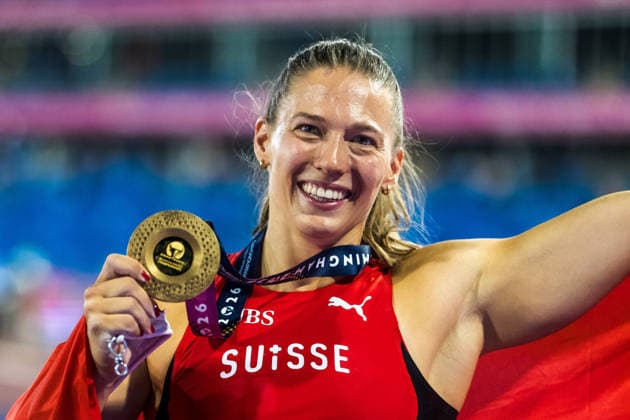 European Athletics Championships; Birmingham, 13.08.2026 BIRMINGHAM, UNITED KINGDOM - AUGUST 13: Angelica Moser (Switzerland) celebrates with the gold medal after winning the pole vault final at the European Athletics Championships; Birmingham on August 13, 2026 in Birmingham, United Kingdom. *** European Athletics Championships, Birmingham, August 13, 2026 BIRMINGHAM, UNITED KINGDOM AUGUST 13 Angelica Moser of Switzerland celebrates with her gold medal after winning the pole vault final at the European Athletics Championships in Birmingham on August 13, 2026, in Birmingham, United Kingdom Copyright: xBEAUTIFULxSPORTS UlfxSchillerx