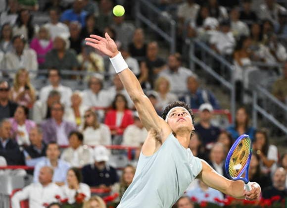 ATP, Tennis Herren Masters 1000 Canada final Ben Shelton of the United States in action against Brandon Nakashima of the United States at the ATP Masters 1000 Canada final in Montreal, Canada, 13 August 2026. MONTREAL QUEBEC Canada  Copyright: xGRAHAMxHUGHESx
