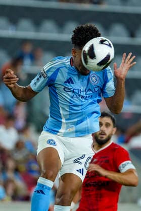 Luighi (C) of NYC heads the ball in a Leagues Cup match between NYC FC and Necaxa at Red Bull Arena in New Jersey, United States, 13 August 2026. Leagues Cup: NYC FC - Necaxa !ACHTUNG: NUR REDAKTIONELLE NUTZUNG!  Copyright: xÁngelxColmenaresx AMDEP784 20260814-55021140416_1