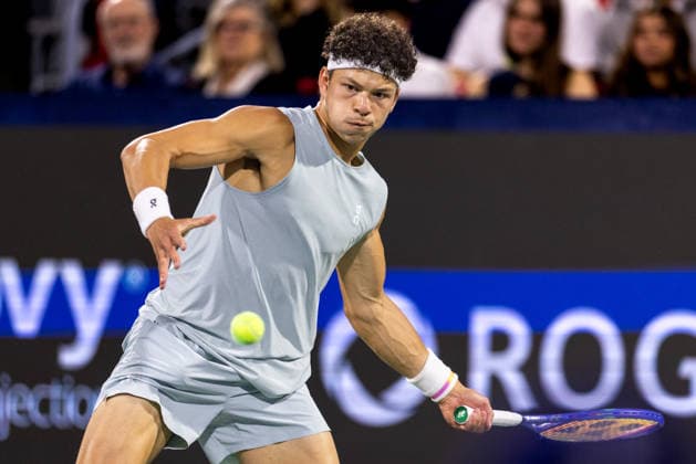 August 13, 2026, Montreal, Quebec, Canada: BEN SHELTON (5) from USA forehand in match against Brandon Nakashima (28) from USA in final at Canadian Open at IGA stadium in Montreal, Quebec, Canada on 2026-08-13 Montreal Canada - ZUMAl189 20260813_zsp_l189_003 Copyright: xYannickxLegarex