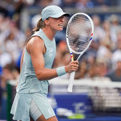 National Bank Open 2026 - Women s Singles Final TORONTO, CANADA - AUGUST 13 : Iga Swiatek of Poland celebrates after scoring championship point against Elena Rybakina of Kazakhstan in final round match during day 13 of WTA, Tennis Damen 1000 National Bank Open in Toronto, Ontario, Canada on August 13, 2026. Mert Alper Dervis Anadolu Ontario Canada. Editorial use only. Please get in touch for any other usage.  Copyright: x2026xAnadoluxMertxAlperxDervisx