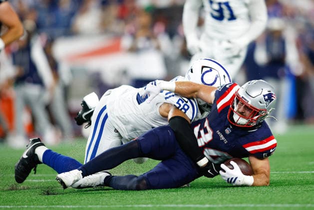 August 13, 2026; Foxborough, Massachusetts, USA; Indianapolis Colts linebacker Austin Ajiake (58) takes down New England Patriots running back Lan Larison (34) during an NFL, American Football Herren, USA preseason game at Gillette Stadium. (c) CSM - ZUMAc04_ 20260813_zma_c04_028 Copyright: xBurtxGranofskyx