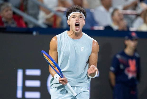 August 13, 2026, Montreal, Pq, Canada: Ben Shelton of the United States reacts during his match against compatriot Brandon Nakashima during final tennis action at the National Bank Open in Montreal on Thursday, Aug. 13, 2026. Canada News - August 13, 2026  - ZUMAc35_ 20260813_zaf_c35_119 Copyright: xChristinnexMuschix