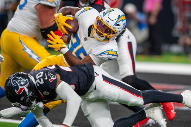 August 13, 2026: Los Angeles Chargers running back Amar Johnson (35) fights his way into the end zone for a touchdown during a preseason game between the Los Angeles Chargers and the Houston Texans in Houston, TX. .. CSM NFL, American Football Herren, USA 2026: Chargers Vs Texans AUG 13  - ZUMAc04_ 20260813_faf_c04_033 Copyright: xTraskxSmithx