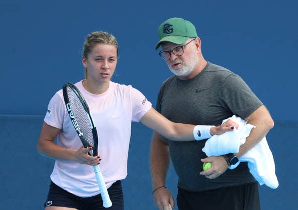 August 13, 2026, Mason, Ohio, USA: MAJA CHWALINSKA of Poland and her coach JAROSLAV MACHOVSKY of Czech Republic during practise session of tennis tournament WTA, Tennis Damen 1000 Cincinnati Open in Mason, USA. Tennis: Cincinnati Open - Maja Chwalinska And Jaroslav Machovsky  - ZUMAc278 20260813_zsp_c278_031 Copyright: xMarcinxCholewinskix