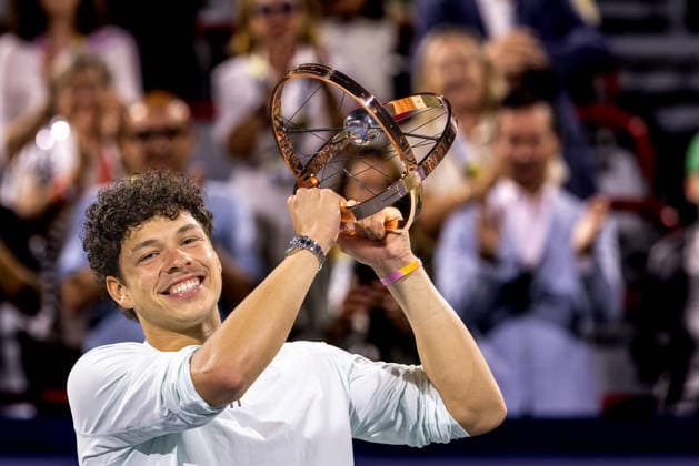 August 13, 2026, Montreal, Quebec, Canada: BEN SHELTON (5) from USA with trophy after win over Brandon Nakashima (28) from USA in final at Canadian Open at IGA stadium in Montreal, Quebec, Canada on 2026-08-13 TENNIS: Canadian Open Montreal 2026  - ZUMAl189 20260813_zsp_l189_029 Copyright: xYannickxLegarex