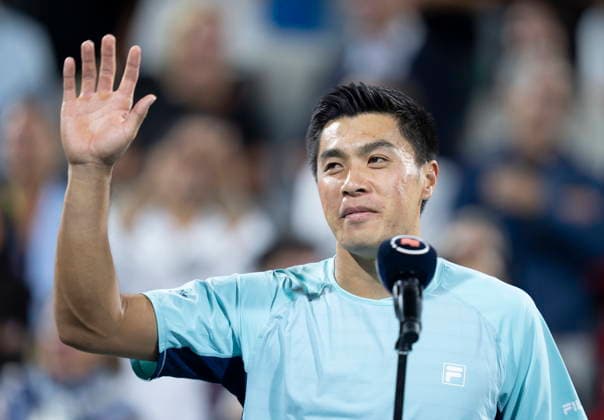 August 13, 2026, Montreal, Pq, Canada: Brandon Nakashima of the United States waves to the crowd following his loss to compatriot Ben Shelton during final tennis action at the National Bank Open in Montreal on Thursday, Aug. 13, 2026. Canada News - August 13, 2026  - ZUMAc35_ 20260813_zaf_c35_159 Copyright: xChristinnexMuschix
