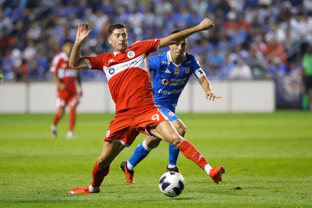 Robert Lewandowski of Chicago controls a ball during a Leagues Cup match between Cruz Azul and the Chicago Fire at SeatGeek Stadium in Bridgeview, United States, 13 August 2026. Leagues Cup: Cruz Azul vs Chicago Fire !ACHTUNG: NUR REDAKTIONELLE NUTZUNG!  Copyright: xKamilxKrzaczynskix AMDEP904 20260814-55021140937_1