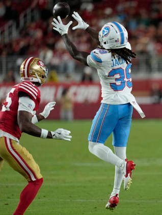 August 13, 2026, Santa Clara, California, USA: NFL, American Football Herren, USA 2026: 49ers vs Titans at Levi s Stadium. Tennessee Titans wide receiver Courtney Jackson (39) makes a reception in the 4th quarter in their 19-13 win. NFL 2026: 49ers Vs Titans  - ZUMAk13_ 20260813_zap_k13_010 Copyright: xPaulxKurodax