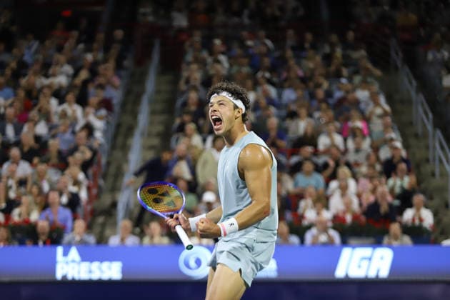 ATP, Tennis Herren Masters 1000 National Bank Open Montreal 2026 - Final Match - Day 13 Ben Shelton of United States celebrates his victory after winning his Men s Singles final match against Brandon Nakashima of United States on day 13 of the ATP Masters 1000 National Bank Open at IGA Stadium on August 13, 2026 in Montreal, Canada. (Photo by Horacio Zamora Eyepix Group) Copyright: xHoracioxZamorax xEyepixxGroupx HZ_13082026_195802