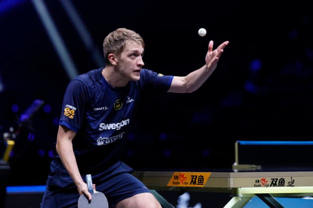 MALMO, SWEDEN - AUGUST 13: Anton Kallberg of Sweden competes in the Men s Singles Round of 32 match against Zhou Qihao of China on Day 4 of Europe Smash Sweden 2026 at Baltiska Hallen on August 13, 2026 in Malmo, Sweden.  Copyright: xVCGx 111659865658